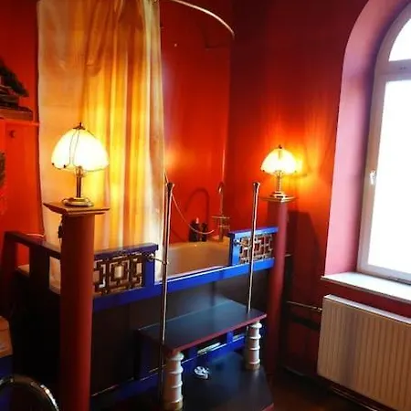 Alte Bahnhofshallen *