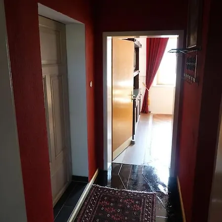 Alte Bahnhofshallen *