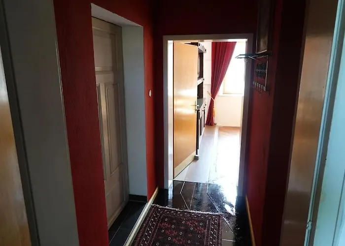 Alte Bahnhofshallen *